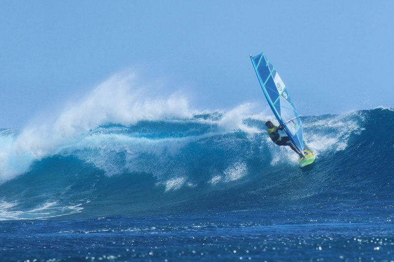 wave-action-windsurf-le-morne
