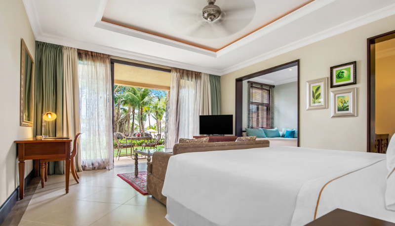 Westin-turtle-bay-family-room