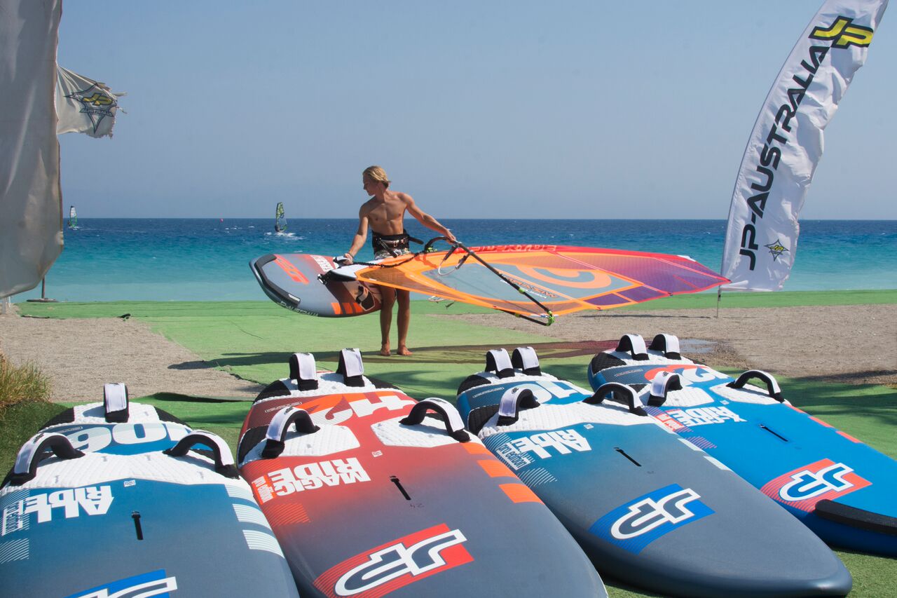 procentre-rhodes-windsurfing