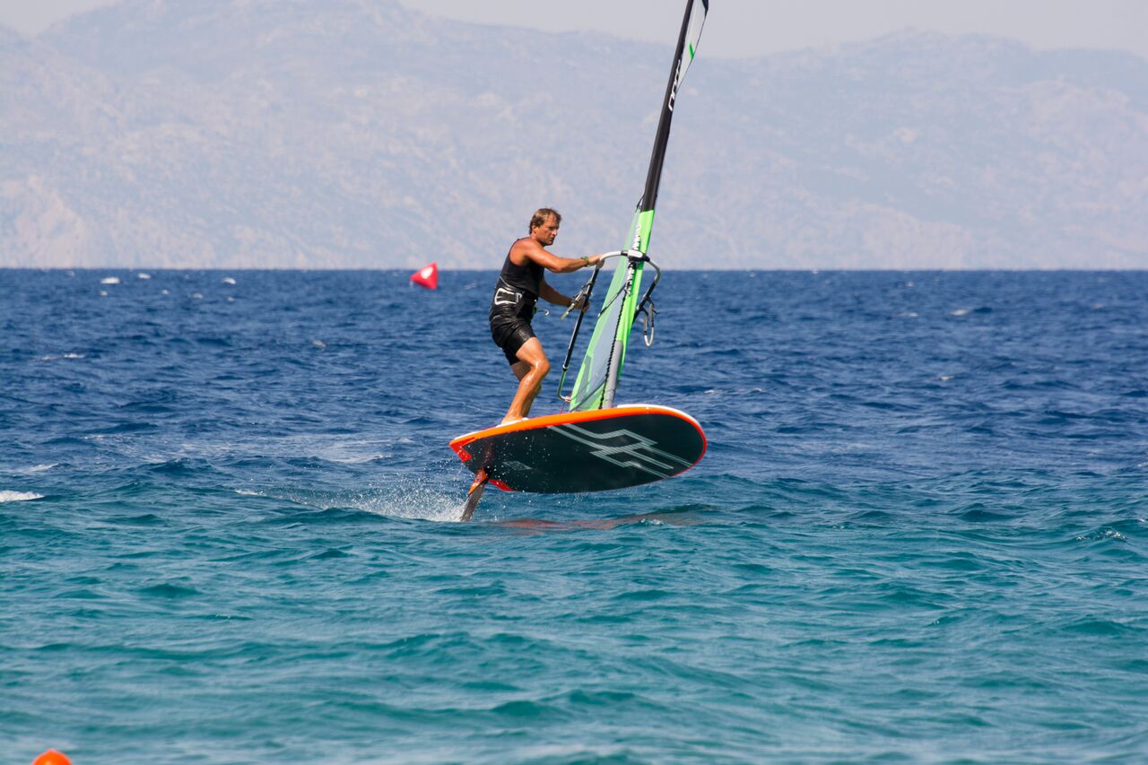 procentre-rhodes-windsurfing