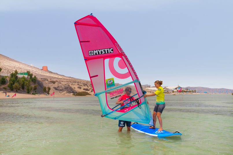 rene-egli-windsurf-lessons-sotavento