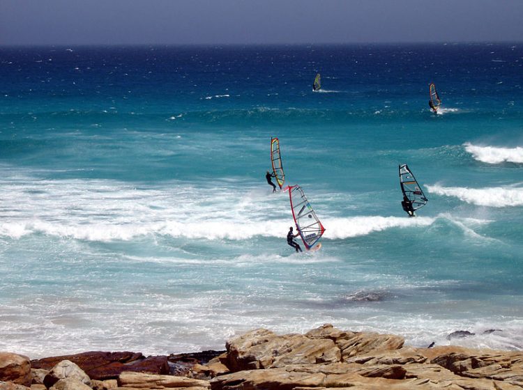 Windsurfing in and around Cape Town Windsurf Spots & Reviews