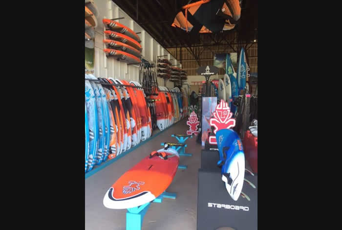 Maui windsurfing centres, Maui