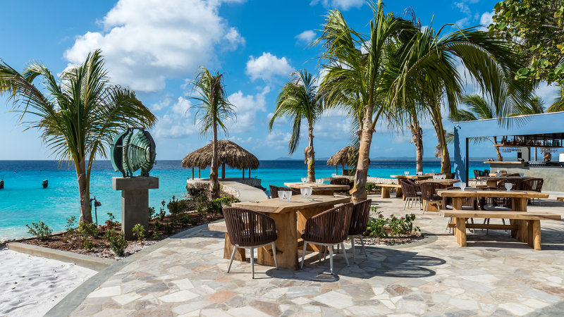 Delfins Beach Resort, Bonaire - windsurf holidays
