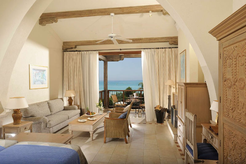 Columbia Beach Resort, Pissouri - windsurf holidays
