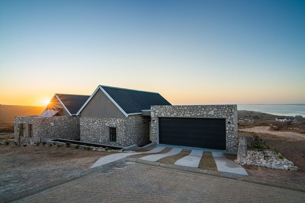 Langebaan Sea View Villas, Langebaan - windsurf holidays