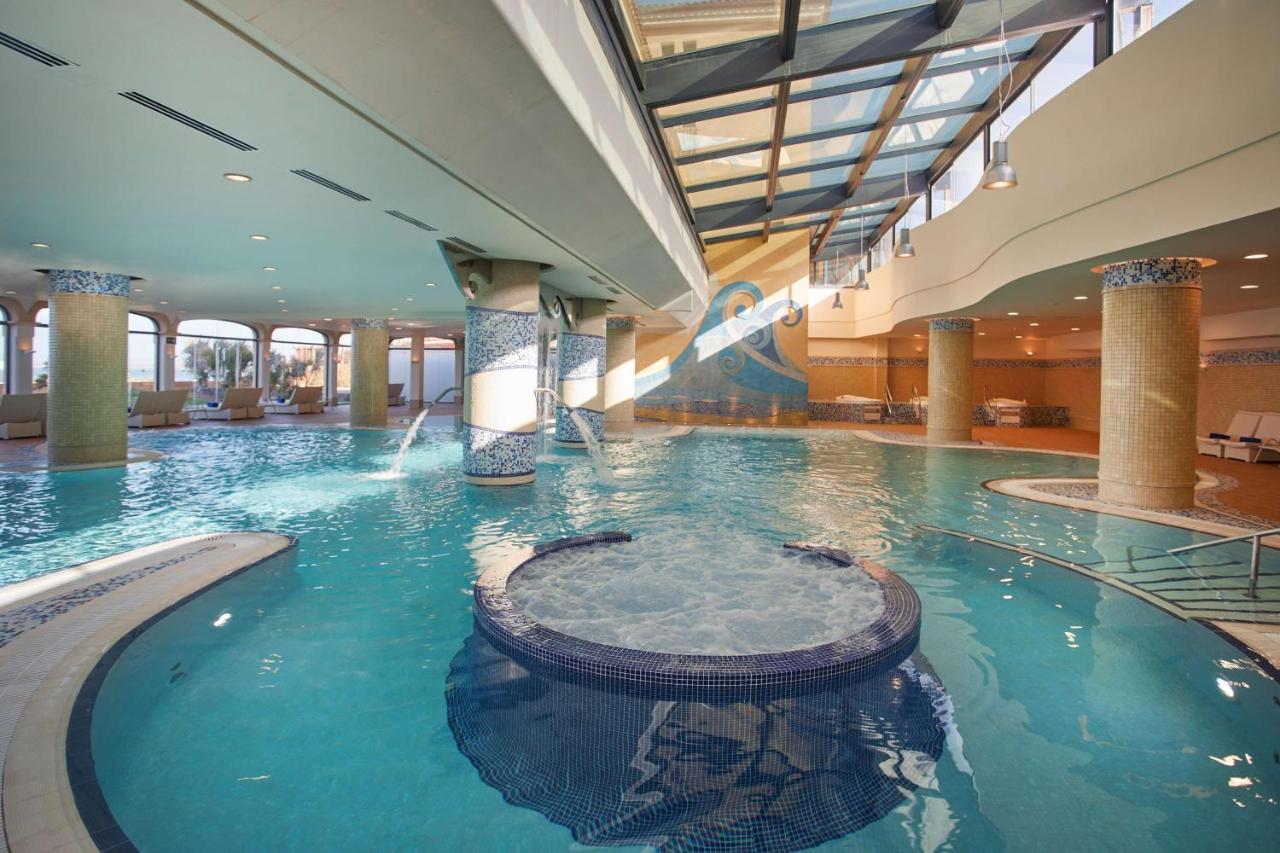 Gran Hotel Atlantis , Fuerteventura (corralejo) - windsurf holidays