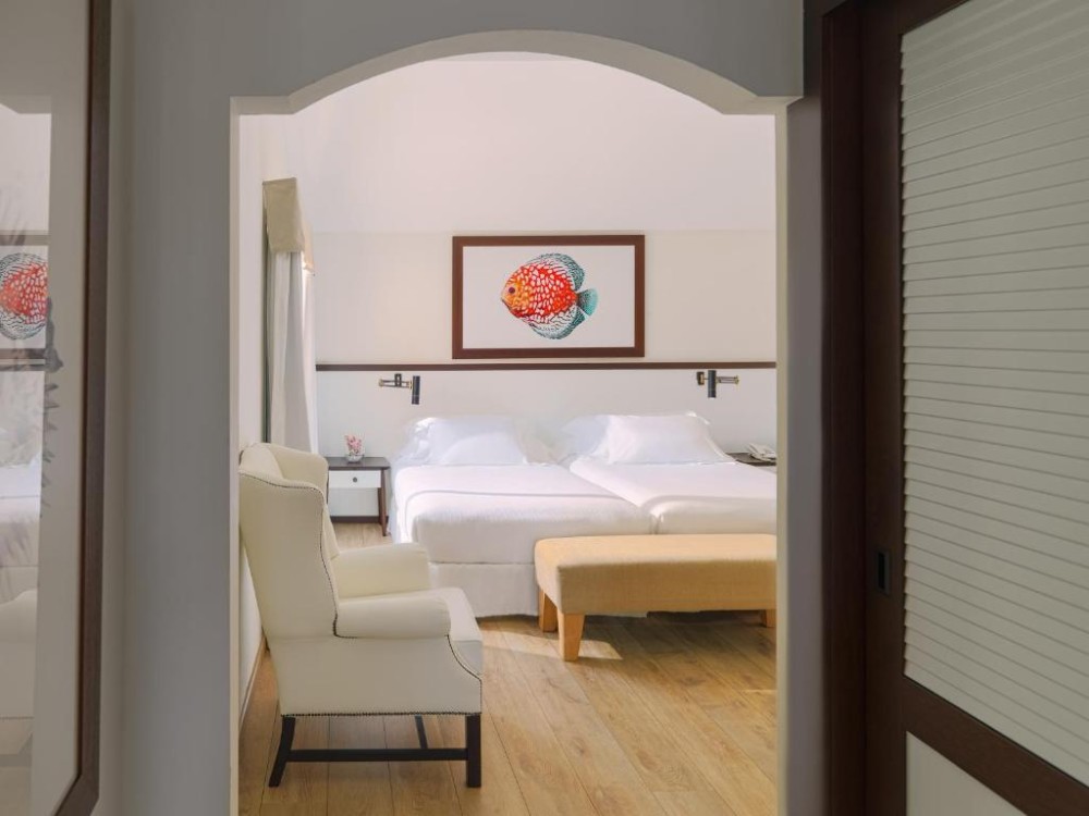 H10 Playa Esmeralda (adult Only), South Fuerteventura - windsurf holidays