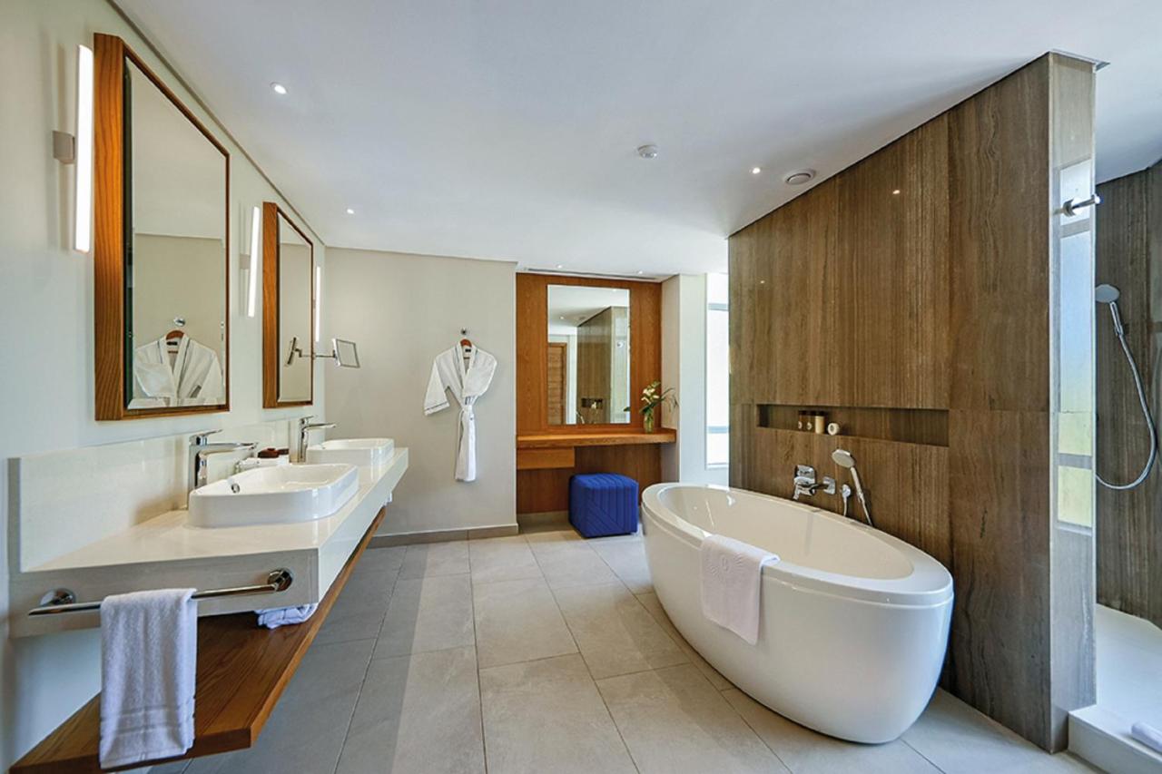 Paradis Luxury Family Resort, Le Morne - windsurf holidays