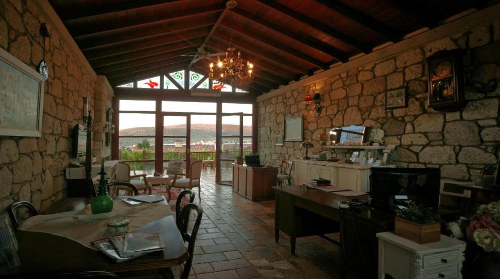 Kapari Hotel, Alacati - windsurf holidays