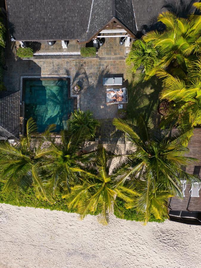 West Coast Luxury Beach Villa (Fully Serviced), Le Morne - windsurf holidays