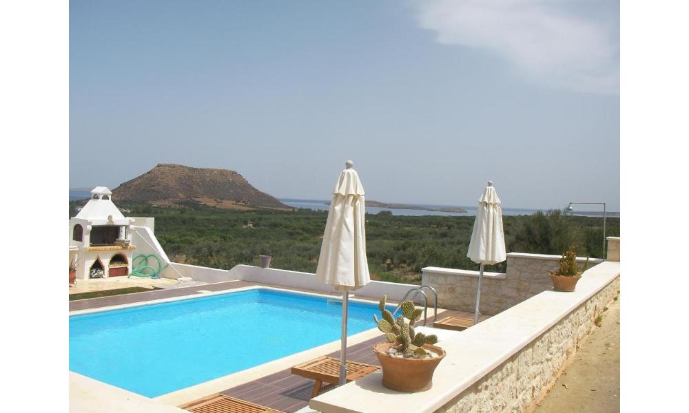 Elia Studios, Crete - windsurf holidays