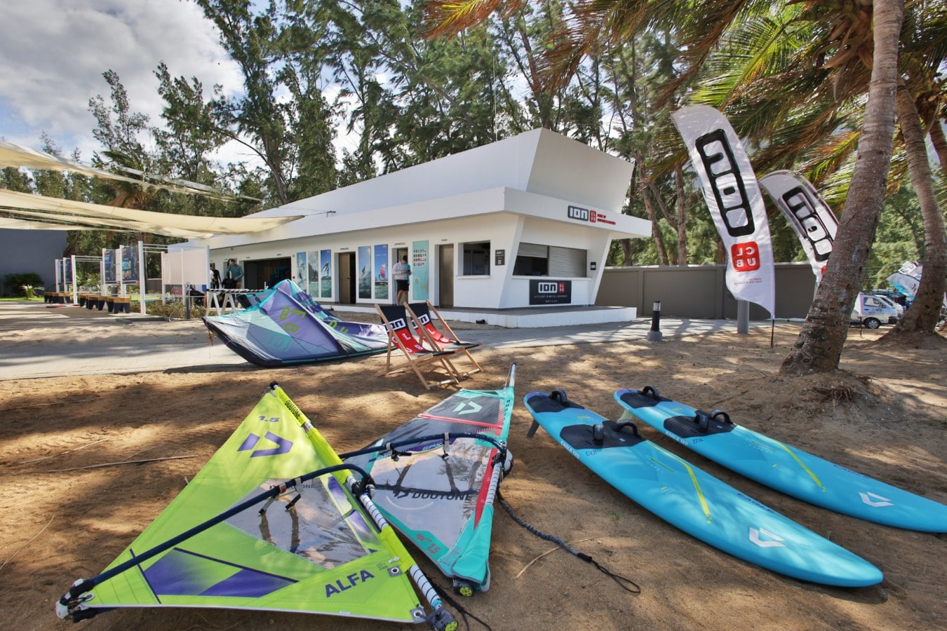 NEW - Windsurf, Kitesurf, Wingfoil school at Lagoon, Le Morne