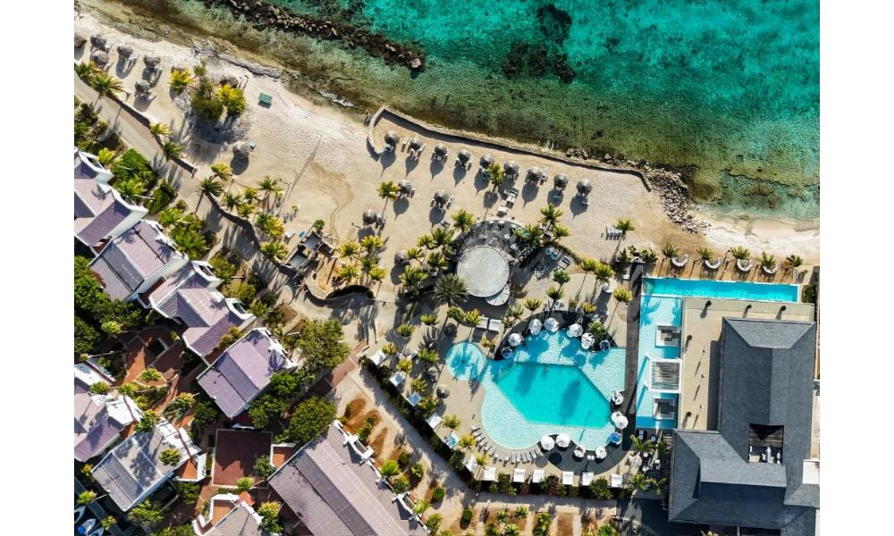 Van Der Valk Plaza Beach Resort Bonaire, Bonaire - windsurf holidays