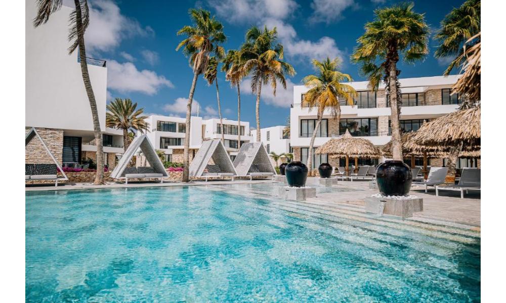 Van Der Valk Plaza Beach Resort Bonaire, Bonaire - windsurf holidays