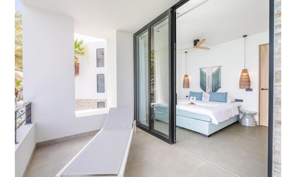 Van Der Valk Plaza Beach Resort Bonaire, Bonaire - windsurf holidays