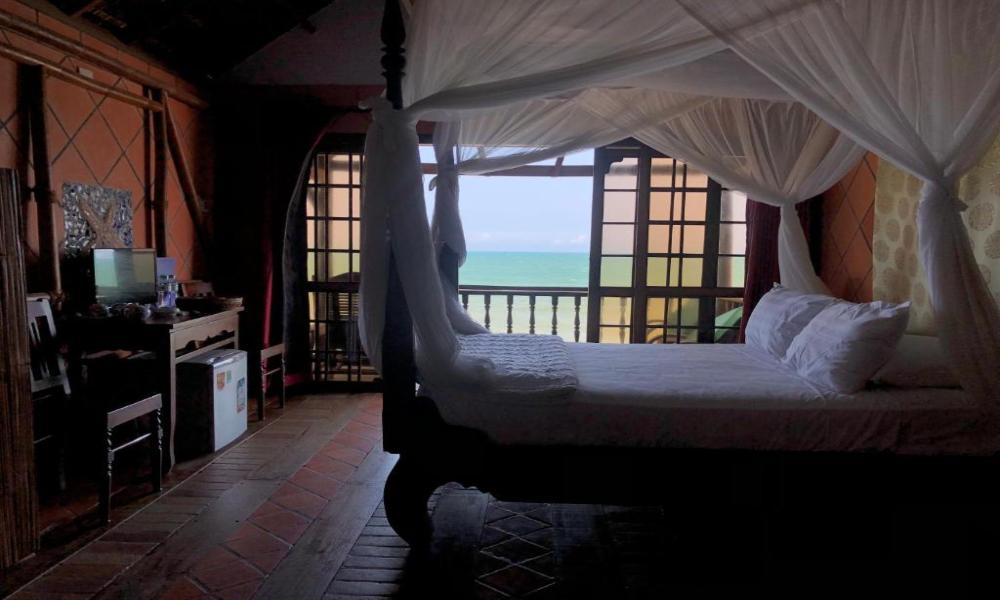 Full Moon Beach Resort, Mui Ne - windsurf holidays